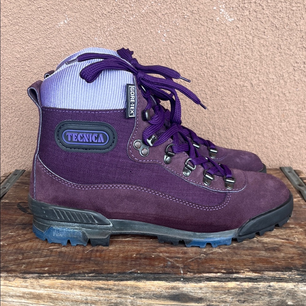 Vintage Tecnica Purple Leather Gore-Tex Hiking Boot